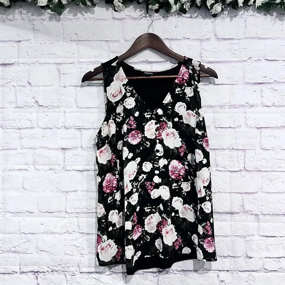 Torrid Black‎ Georgette Doble Layer Swing Tank Floral Print Plus Size 00 Casual - Picture 2 of 10